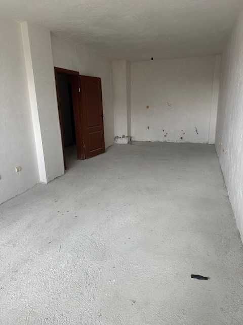 Продава се Тристаен апартамент в Стара Загора, Самара 2 - 93 кв.м за 1452 €/кв.м - Снимка #5