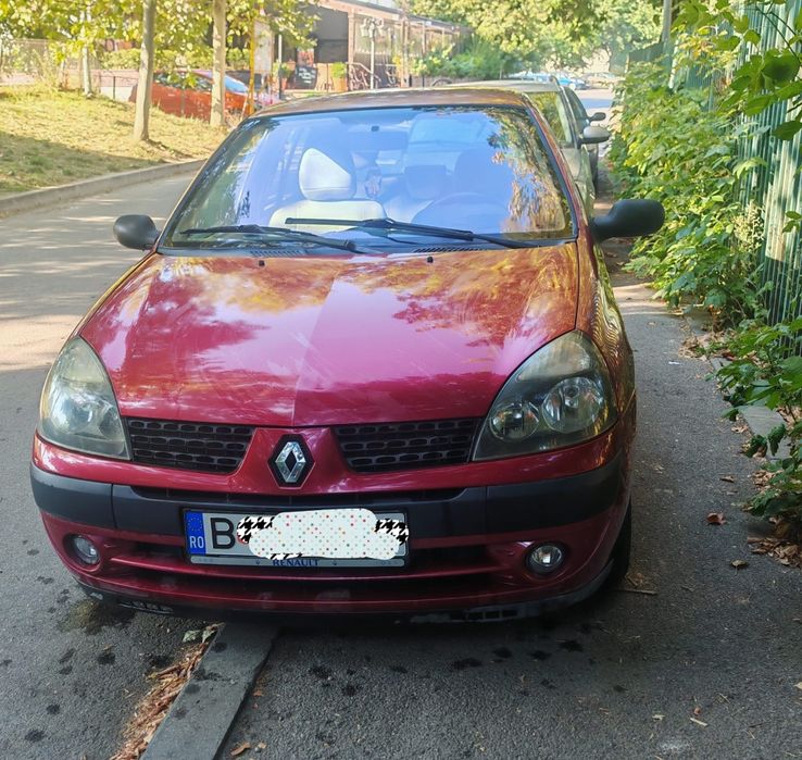 Vând Renault Clio 2
