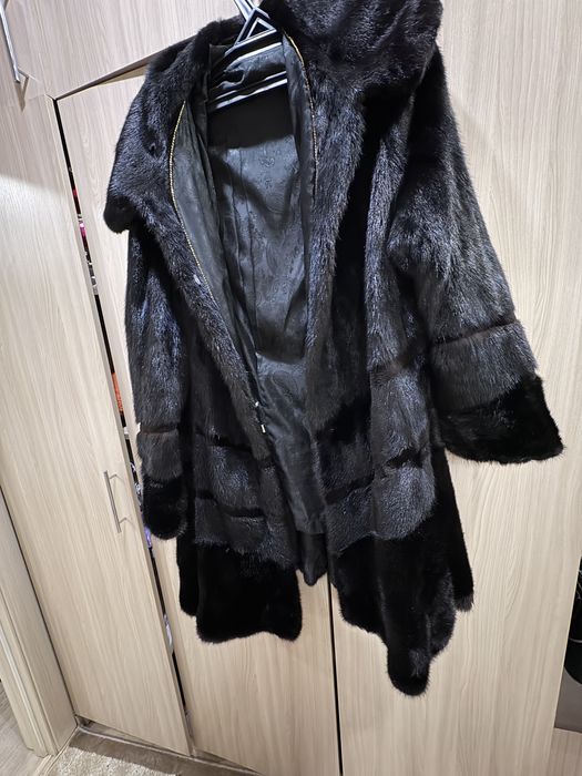 Продам норковую шубу 58-60 размер