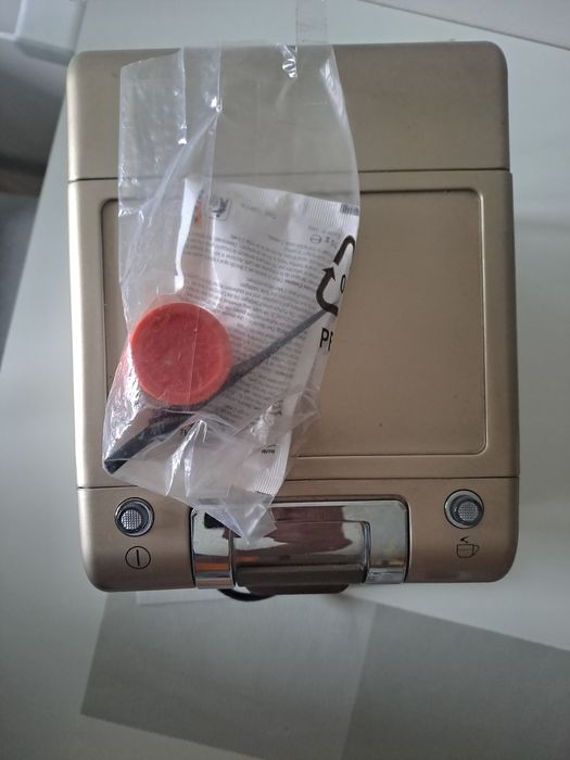 Капсульная кофеварка Zespresso