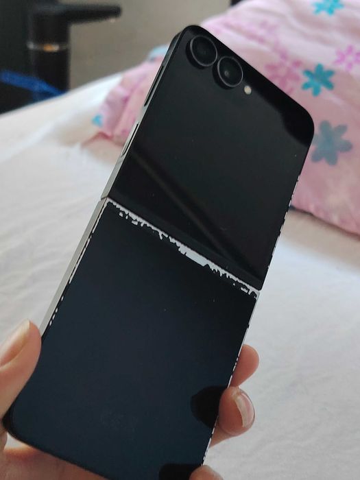 Самсунг 7 flip FE