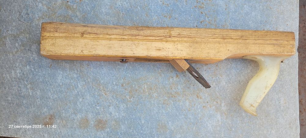 Продам рубанок по дереву