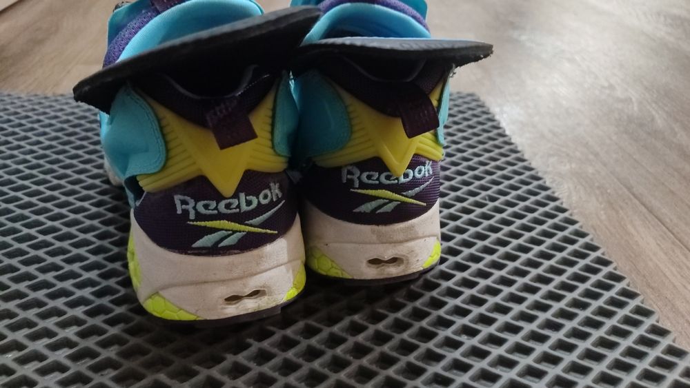 Кроссовки instapump Reebok 42-43сайз