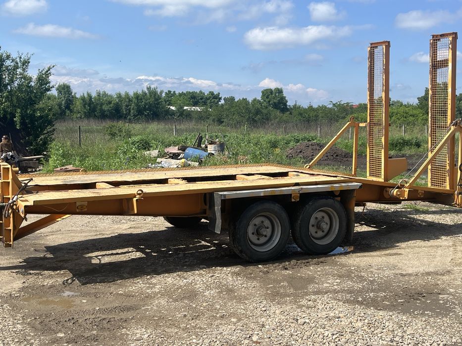 Trailer utilaje cu rampe
