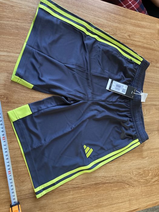 Мъжки оригинални къси шорти Adidas