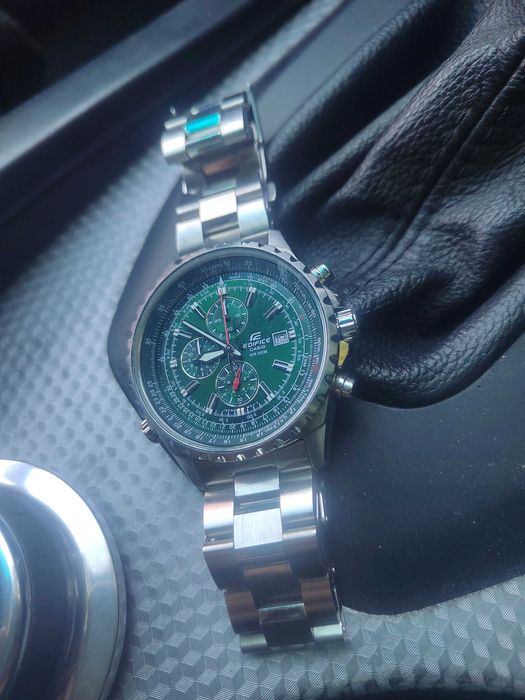 Часовник Casio edifice