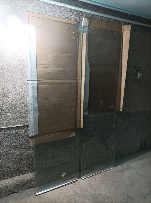 Продам зеркало двери продаются