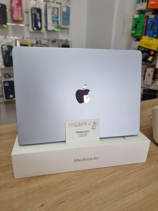 Macbook Air 13 M4 Chip 16GB RAM Silver – Second-Hand Factura & Garantie!