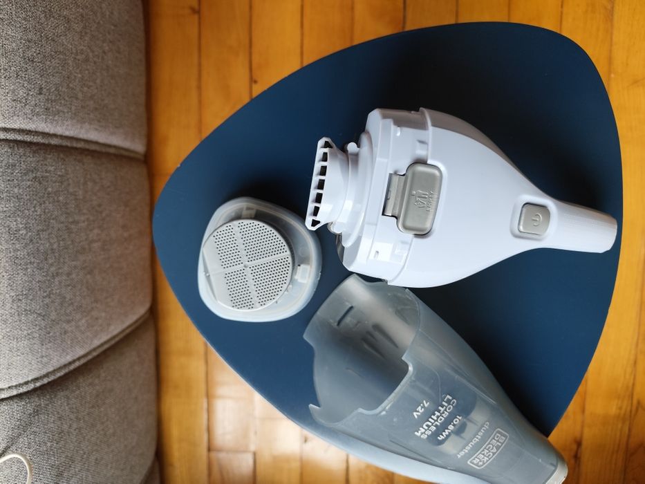 Ръчна прахосмукачка Black&Decker