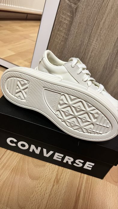 Converse Cruise с равна платформа