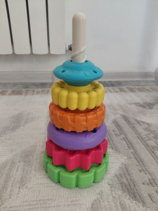 Продам б/у игрушки