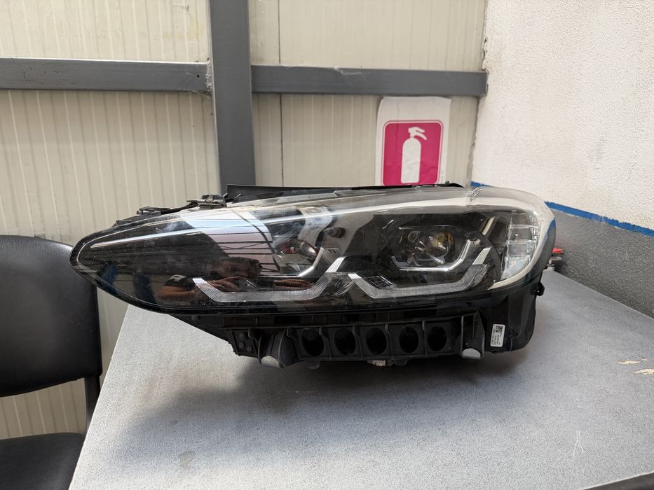 Far stanga BMW G22 G23 G26 full led 2021