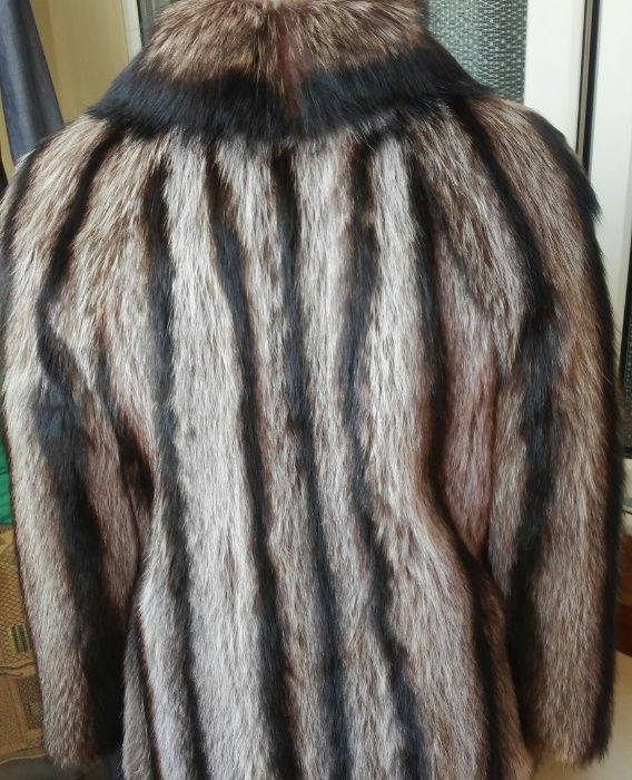 Полушубок из енота