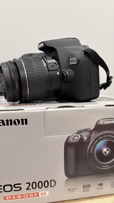 Фотоапарат Canon 2000D с гаранция