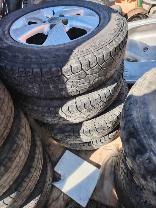 Диски с резиной тойота