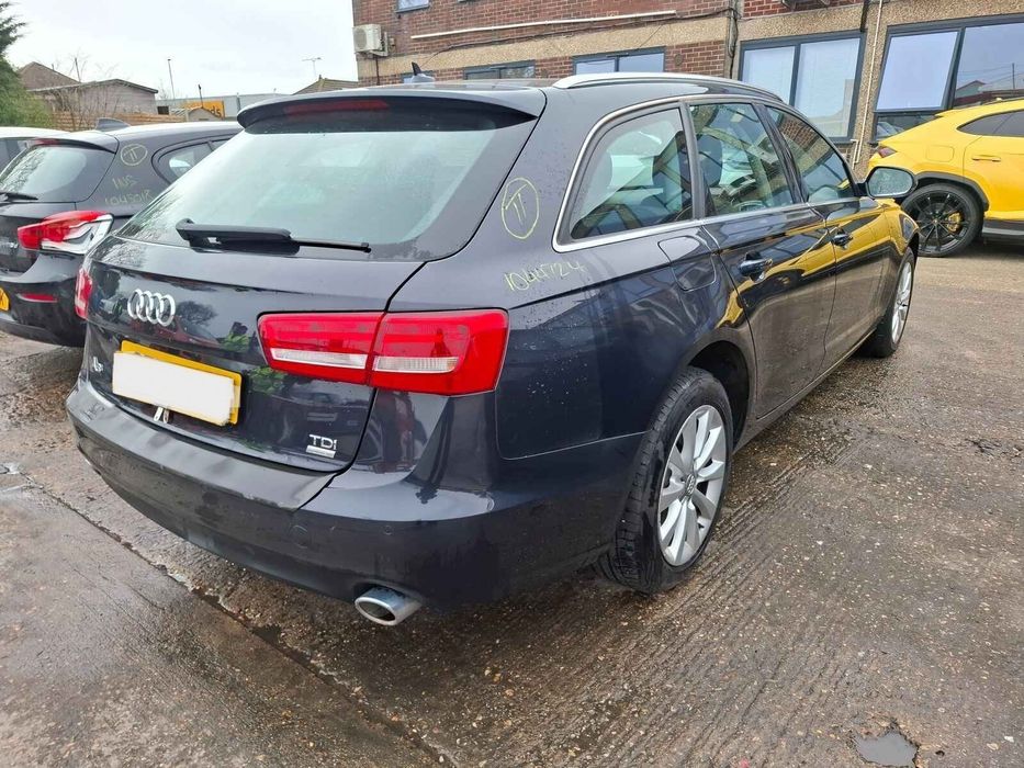 Usa Spate Stanga Audi A6 2014 Break Argintiu