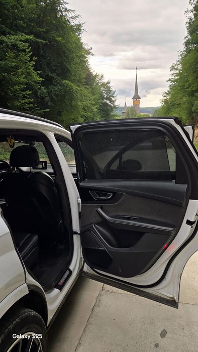 Audi Q7  3.0 TDI  3X S line