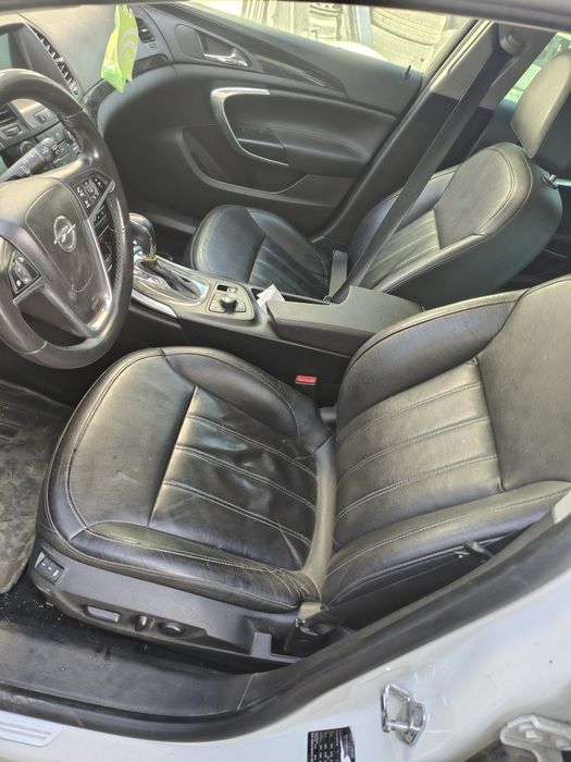 Dezmembrez Opel insignia 2.0 cdti euro 5 cutie automata 4×4