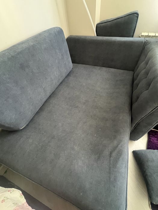 Диван 5 местный.