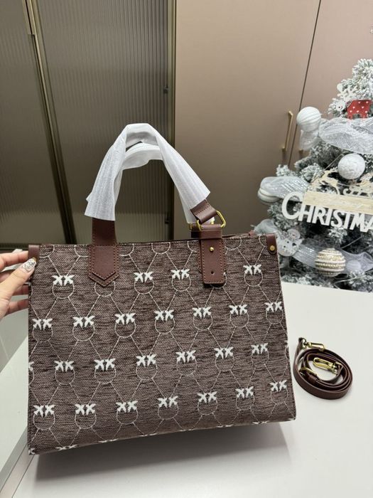 Уникална дамска чанта Пинко