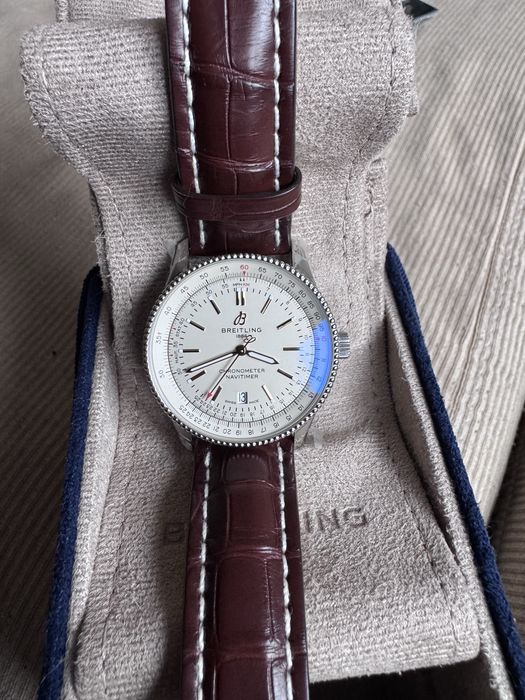 Breitling Navitimer, в гаранция, практически нов