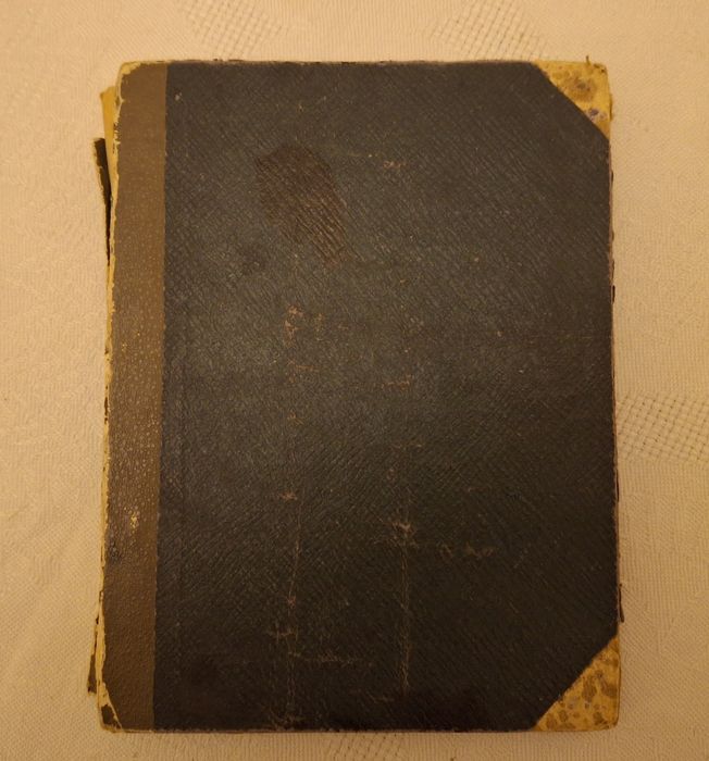 Български поети. Издание София 1917г.
Походна войнишка библио