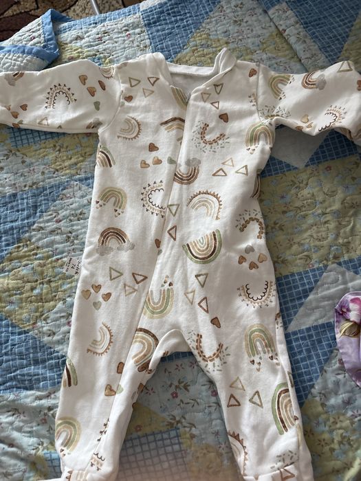 Отдам даром вещи детские