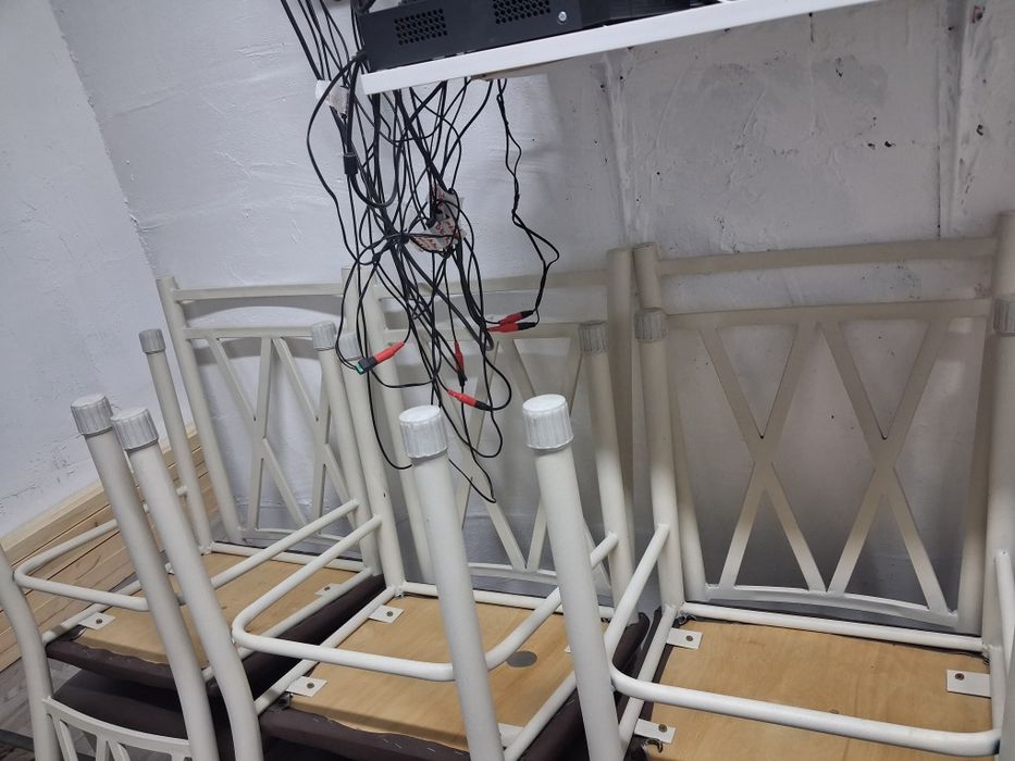 Стулья металлический каркас