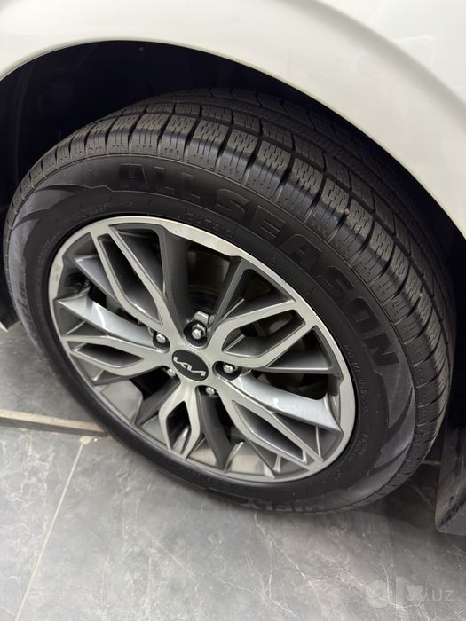 Kia k5 sotiladi 2022 yil