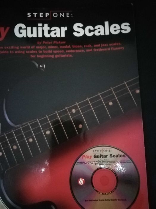 Guitar Scales + CD