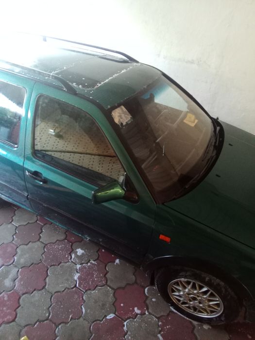 Продам машину Golf 3 пассат.