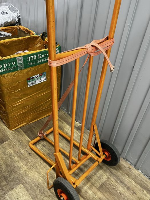 Продам прочную металлическую тачку.