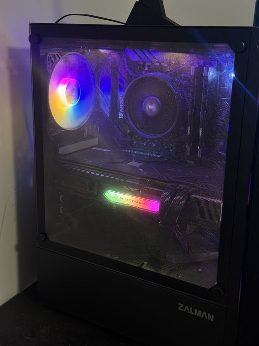 Продавам custom build компютър в гаранция AMD, ASUS, AMD RYZEN 5 и др