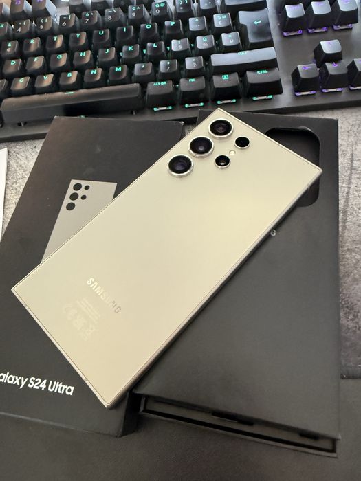 Samsung S24 Ultra 256gb impecabil