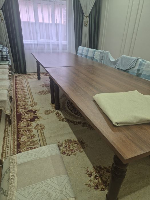 Продам 2 стол по 2 метра