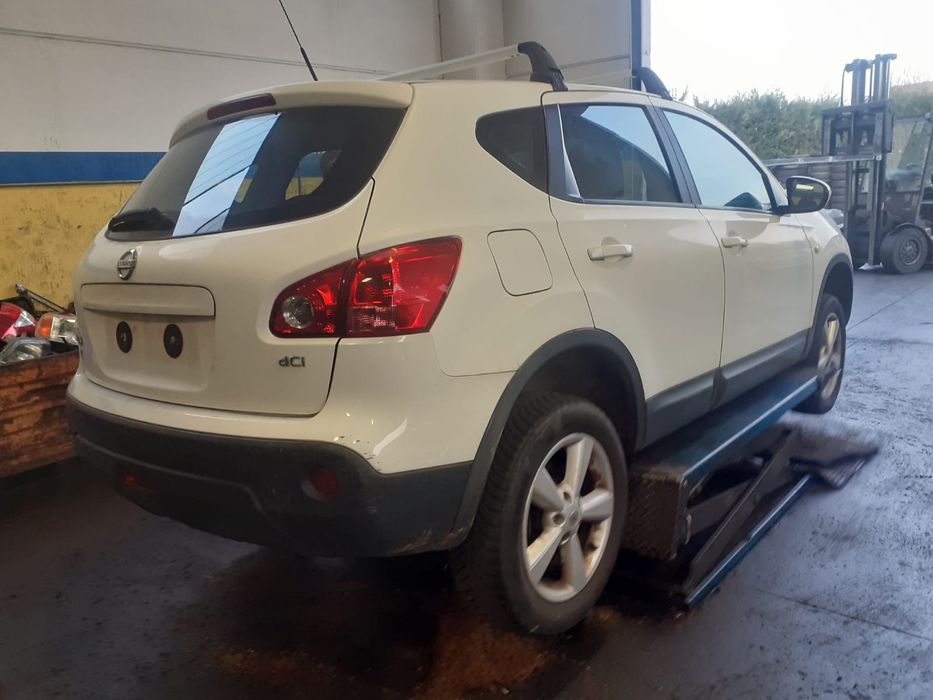 Piese nissan qashqai 2008