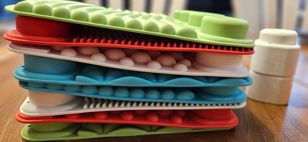 Бебешки играчки Clemmy soft touch and play