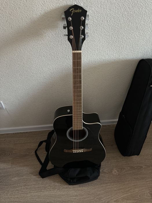 Продам Fender гитару