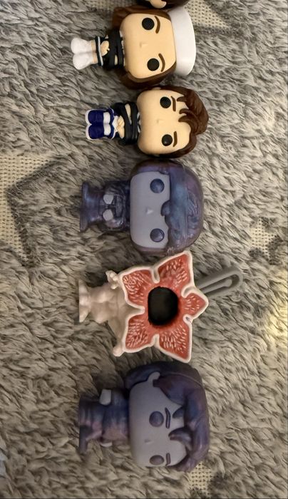 Stranger Things Kinder Joy