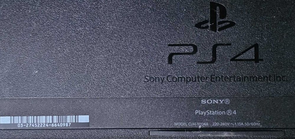 Consolă SONY PS4 Original (Fat) 500 GB - FĂRĂ Controler