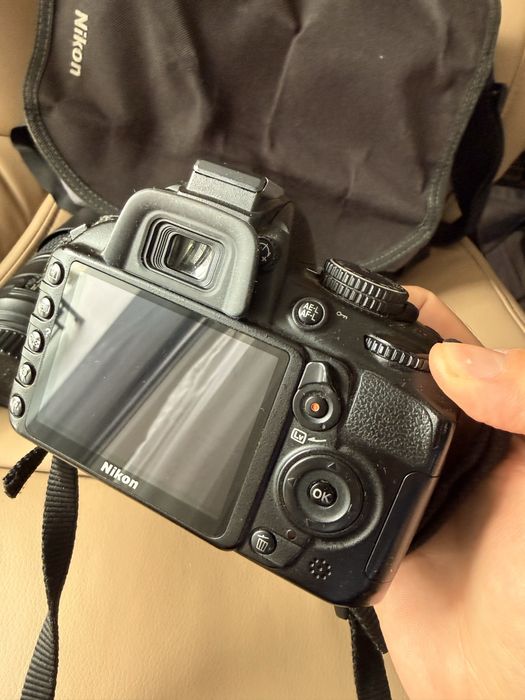 Nikon D3100 китов обектов + 50mm + 55-300mm