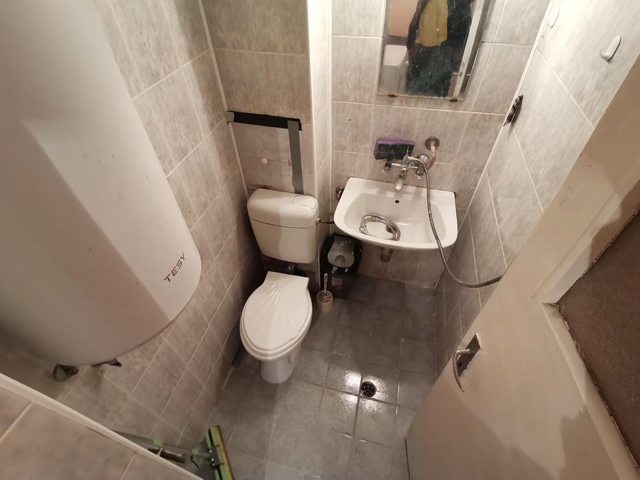 Дава се под наем Едностаен апартамент в Бургас, Възраждане - 35 кв.м за 204 € - Снимка #3