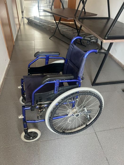 Инвалидная коляска