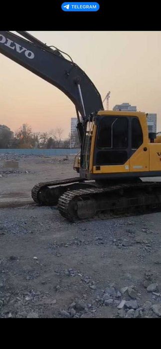 Продаётся гусеничный экскаватор марки "VOLVO"