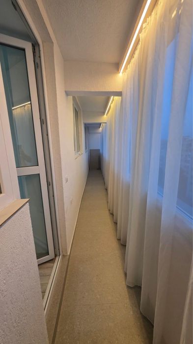 Inchiriez apartament 3 camere