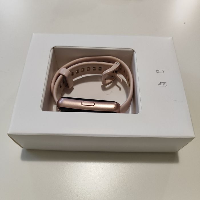 Смарт гривнa Huawei Band 7