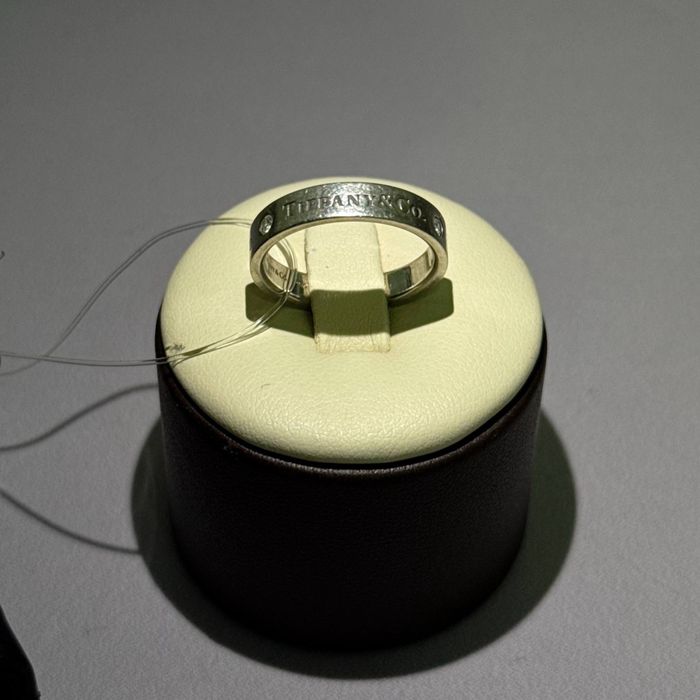 Платиновое кольцо Tiffany & CO. / СА31896