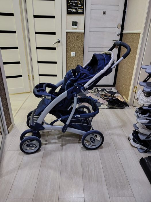 Коляска Graco. Пишите.