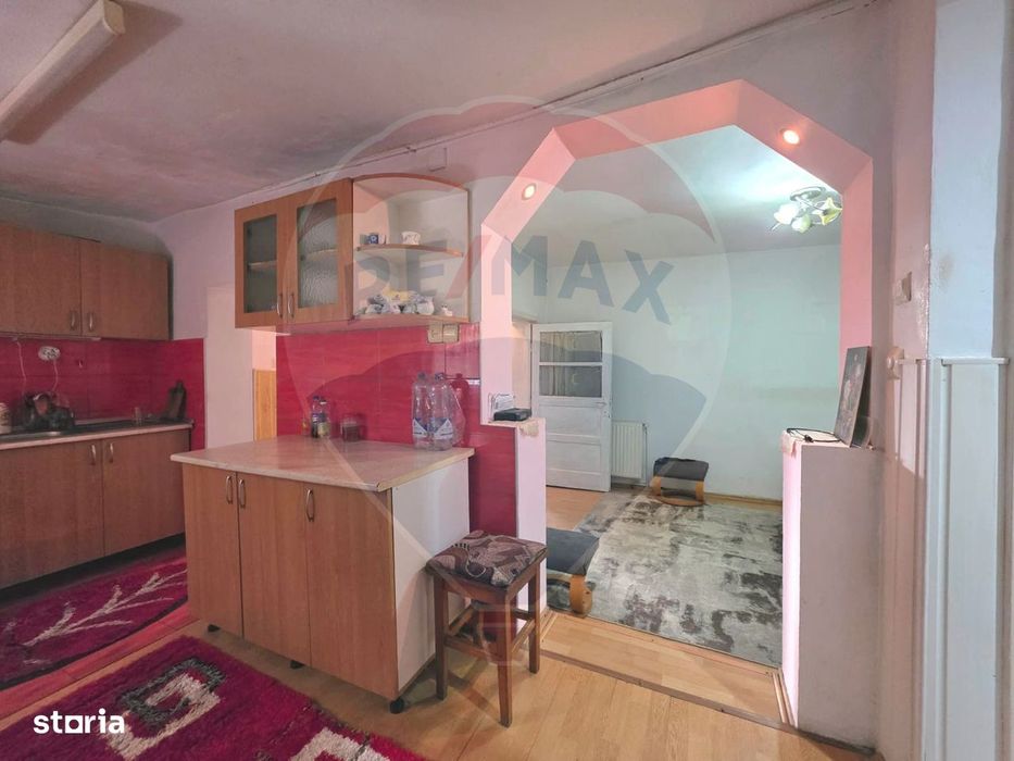 Casă tip duplex de vânzare – Vitrometan, str. Bârsei