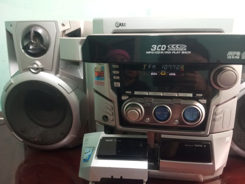 Музыкальный центр